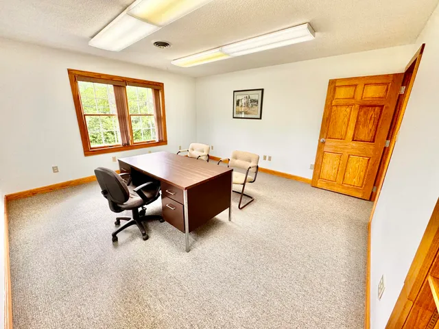 $475,000 | 1045 Broadway, Bangor, ME 04401