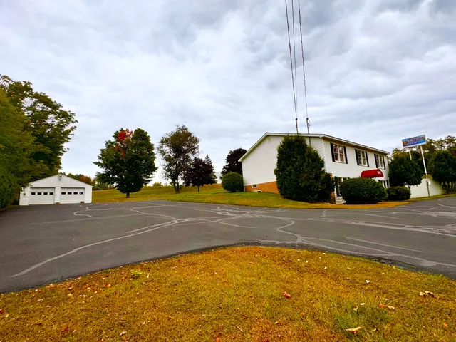 $475,000 | 1045 Broadway, Bangor, ME 04401