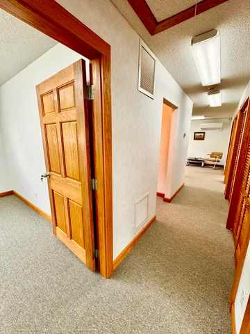 $475,000 | 1045 Broadway, Bangor, ME 04401