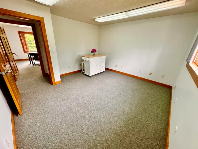 $475,000 | 1045 Broadway, Bangor, ME 04401