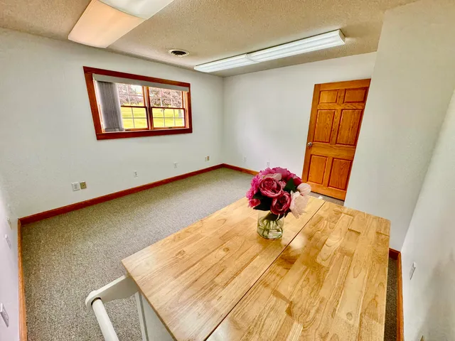 $475,000 | 1045 Broadway, Bangor, ME 04401