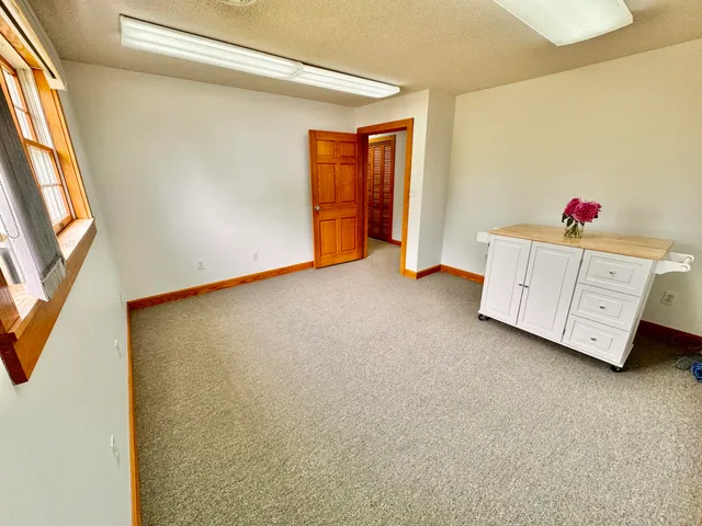 $475,000 | 1045 Broadway, Bangor, ME 04401