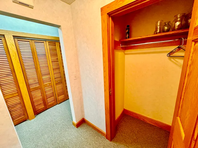 $475,000 | 1045 Broadway, Bangor, ME 04401