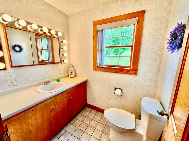 $475,000 | 1045 Broadway, Bangor, ME 04401