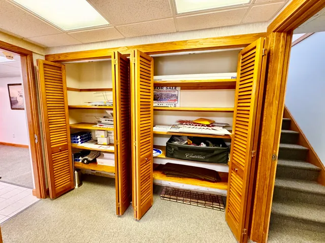 $475,000 | 1045 Broadway, Bangor, ME 04401