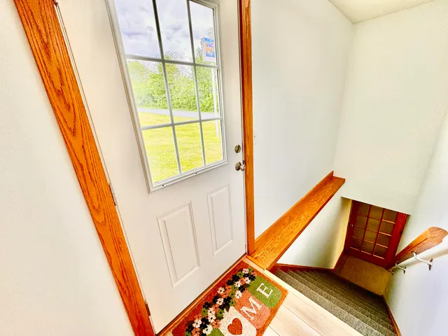 $475,000 | 1045 Broadway, Bangor, ME 04401