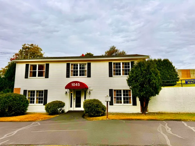 $475,000 | 1045 Broadway, Bangor, ME 04401