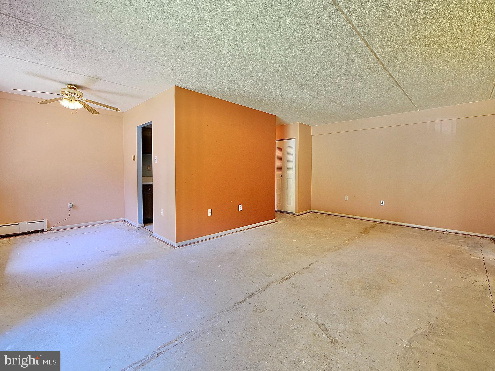 280 Bridgewater Road, Unit E8 Brookhaven, PA 19015 - Photo 11 of 33 Dining room from patio