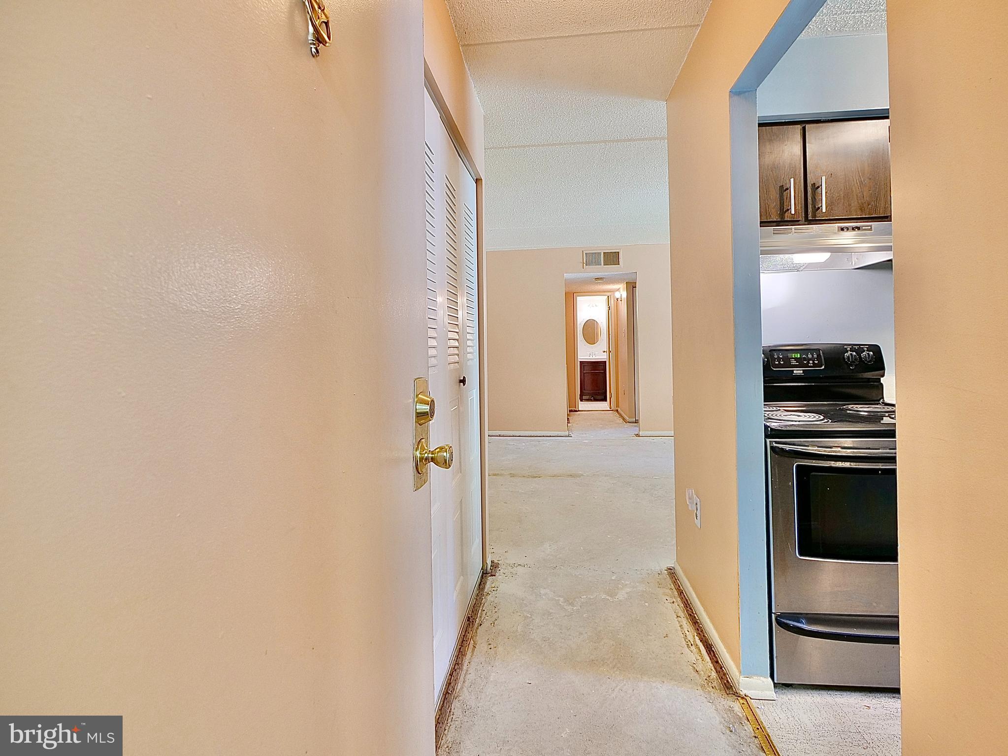 280 Bridgewater Road, Unit E8 Brookhaven, PA 19015 - Photo 17 of 33 From front door