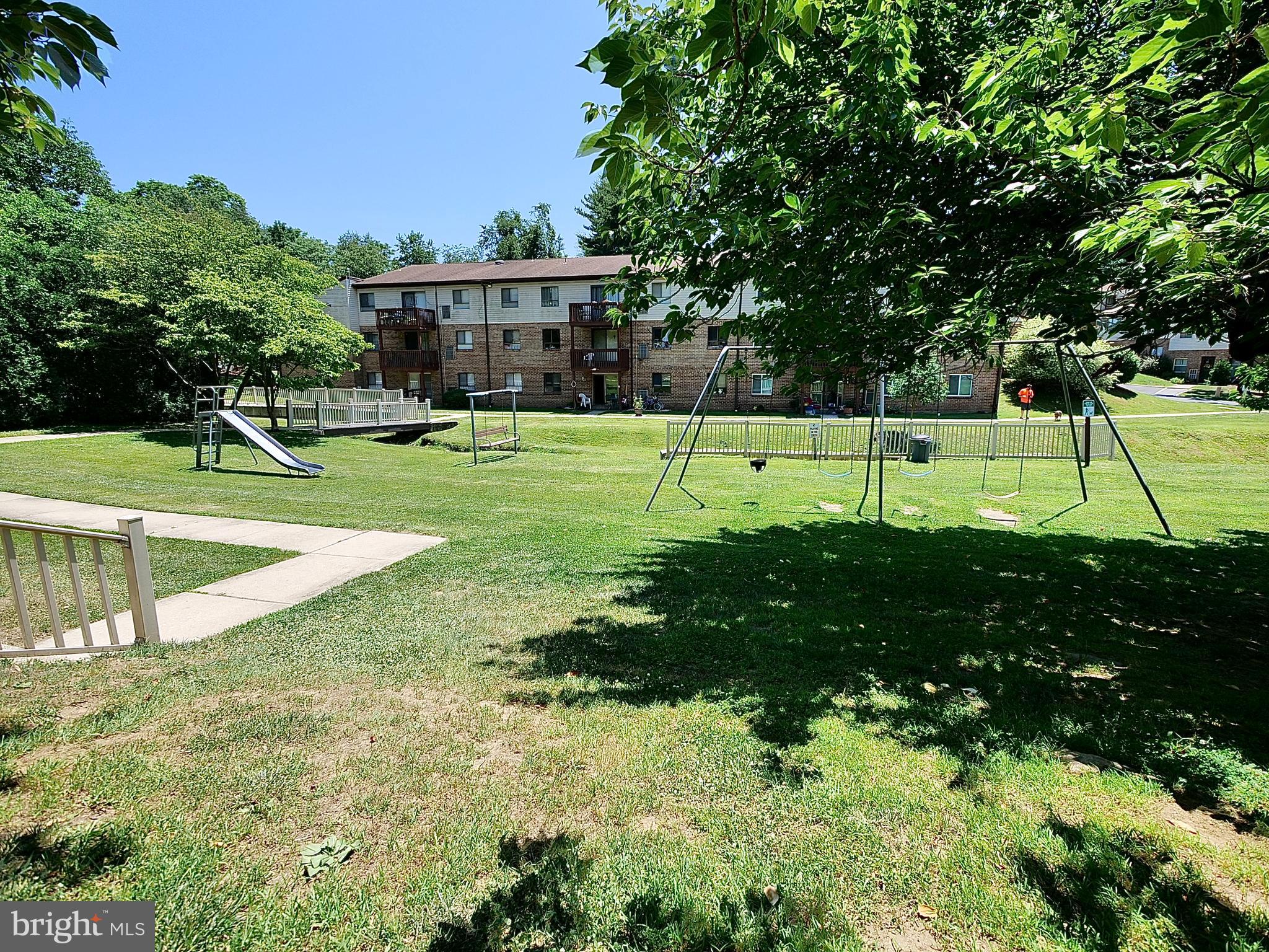 280 Bridgewater Road, Unit E8 Brookhaven, PA 19015 - Photo 27 of 33 Playground