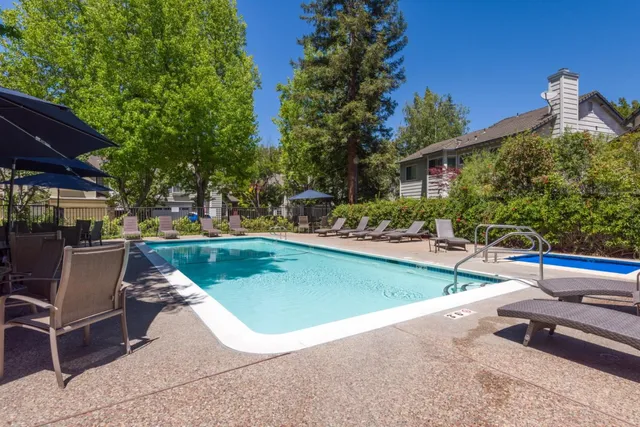 $2,650,000 | 1931 Kentfield Avenue, Redwood City, CA 94061