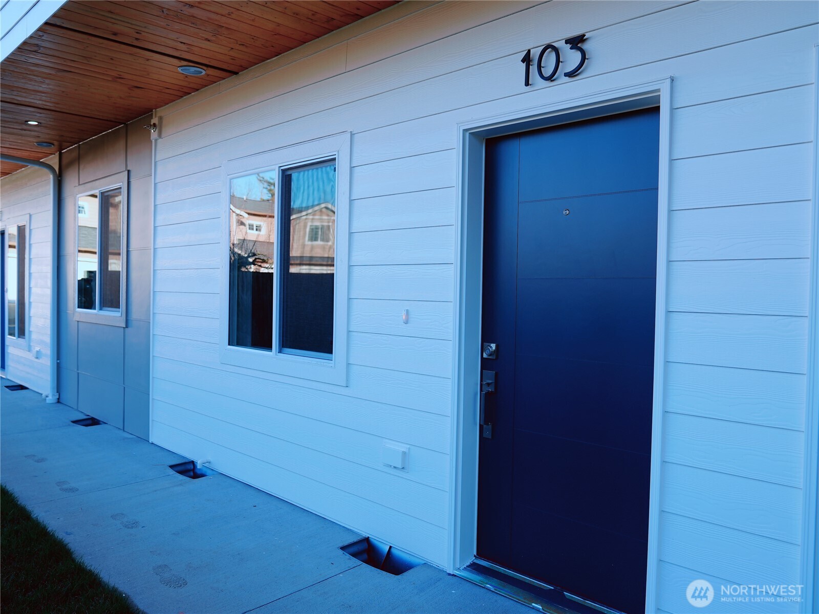 2155 Siddle Loop, Unit 103 Ferndale, WA 98248 - Photo 3 of 11