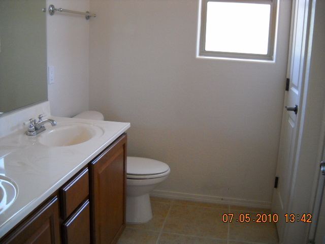 2275 Road Runner Road Sedona, AZ 86336 - Photo 9 of 11 Master Bathroom