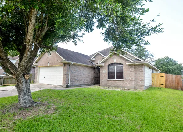 $1,675 | 12202 Duane Court, Houston, TX 77047
