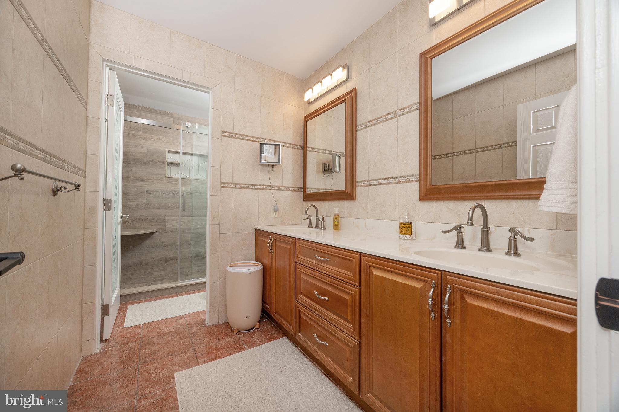 6469 Groveland Road Pipersville, PA 18947 - Photo 29 of 53