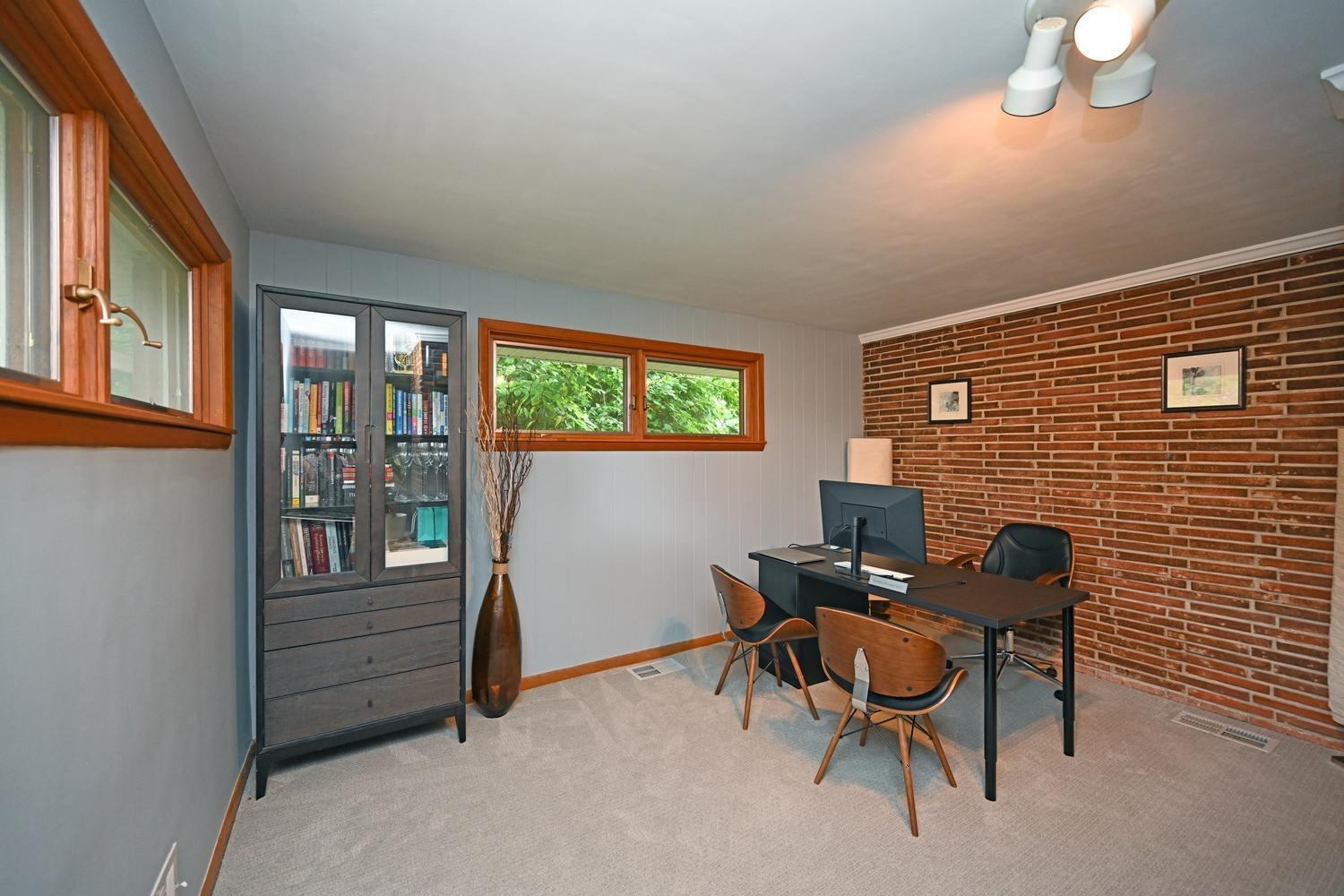 303 Fleming Road Wyoming, OH 45215 - Photo 25 of 43 Gallery Image 25