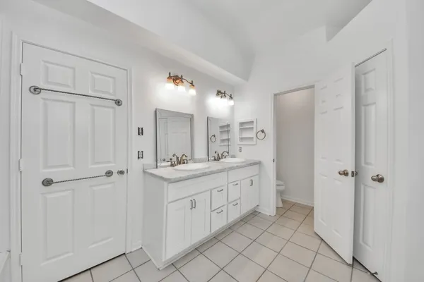 $329,900 | 5622 Pineaster Pointe Lane, Spring, TX 77379