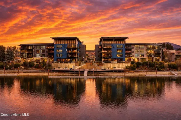 $1,075,000 | 1950 Bellerive Lane, Unit 203, Coeur D'Alene, ID 83814