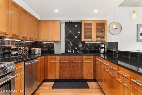 $1,075,000 | 1950 Bellerive Lane, Unit 203, Coeur D'Alene, ID 83814