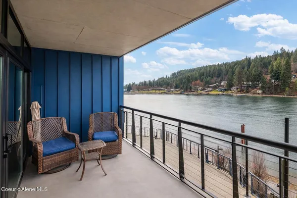 $1,075,000 | 1950 Bellerive Lane, Unit 203, Coeur D'Alene, ID 83814