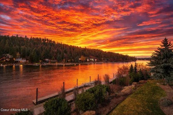 $1,075,000 | 1950 Bellerive Lane, Unit 203, Coeur D'Alene, ID 83814