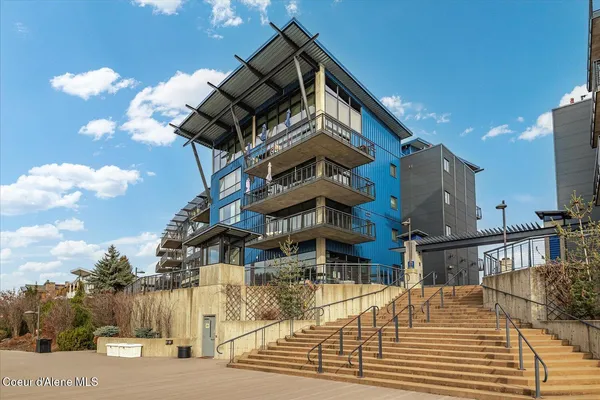 $1,075,000 | 1950 Bellerive Lane, Unit 203, Coeur D'Alene, ID 83814