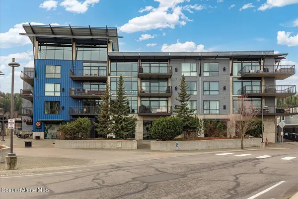 $1,075,000 | 1950 Bellerive Lane, Unit 203, Coeur D'Alene, ID 83814