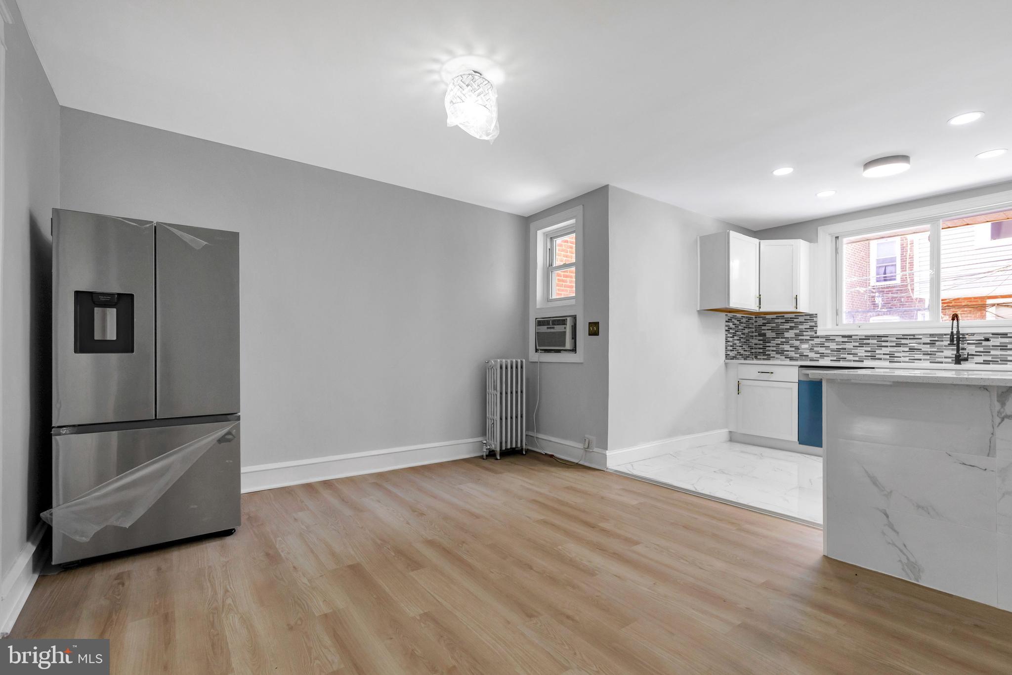 386 Avon Road Upper Darby, PA 19082 - Photo 19 of 27