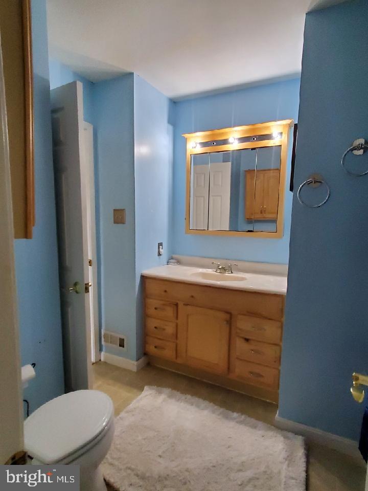 33 Hartford Road Sewell, NJ 08080 - Photo 8 of 8