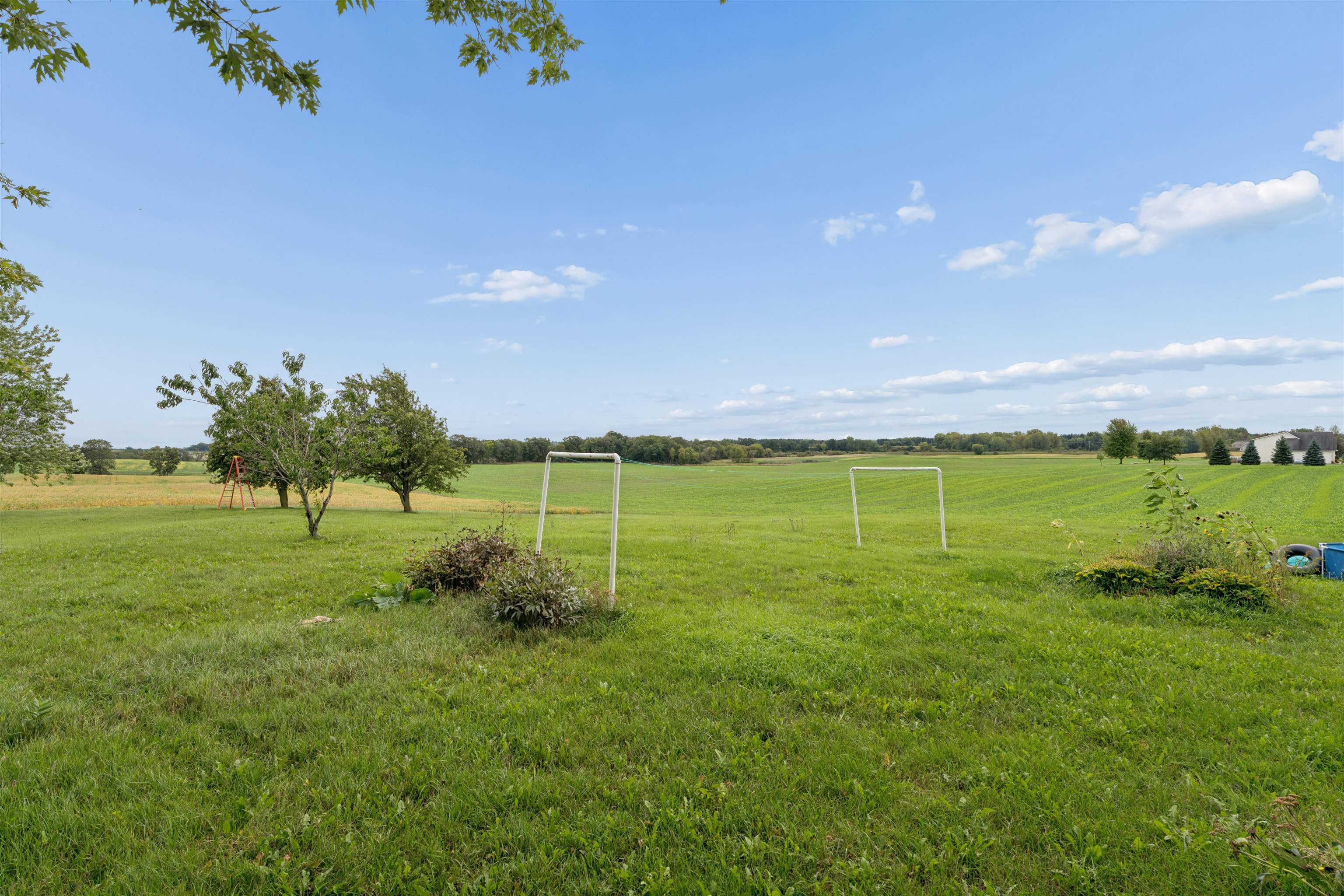 N9173 Holly Road St. Cloud, WI 53079 - Photo 28 of 39 Gallery Image 28