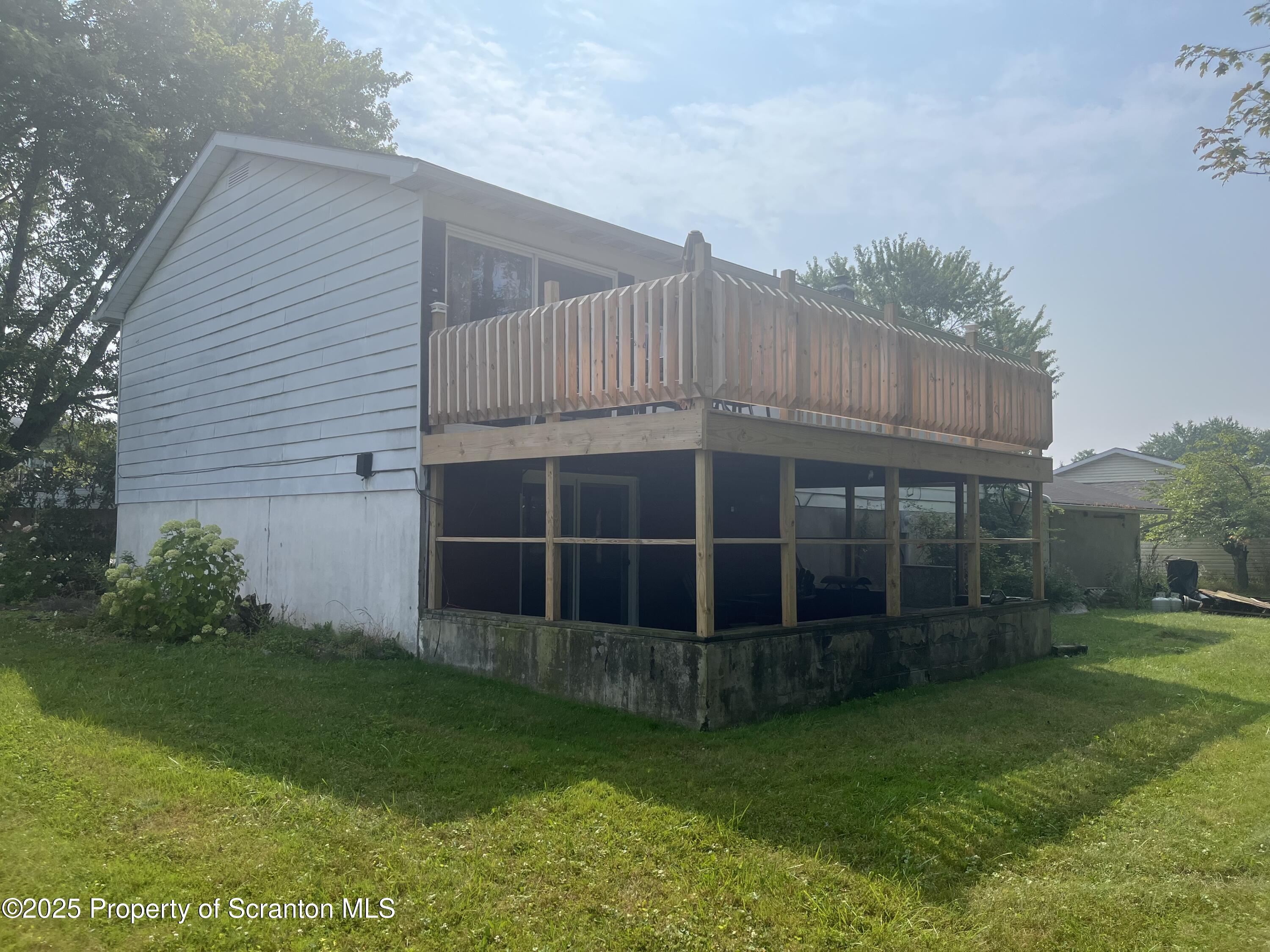 5 Karin Drive Tunkhannock, PA 18657 - Photo 4 of 20 IMG_6322