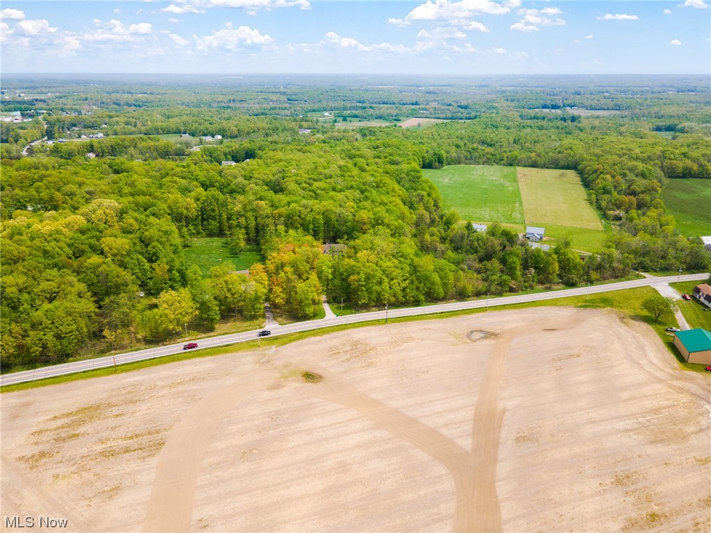 17125 Old State Road Middlefield, OH 44062 - Photo 8 of 29