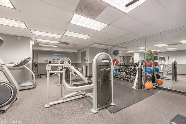 6030 North Sheridan Road, Unit 1701 Chicago, IL 60660 - Photo 12 of 14