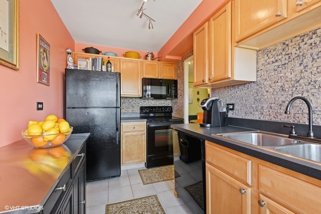 6030 North Sheridan Road, Unit 1701 Chicago, IL 60660 - Photo 8 of 14