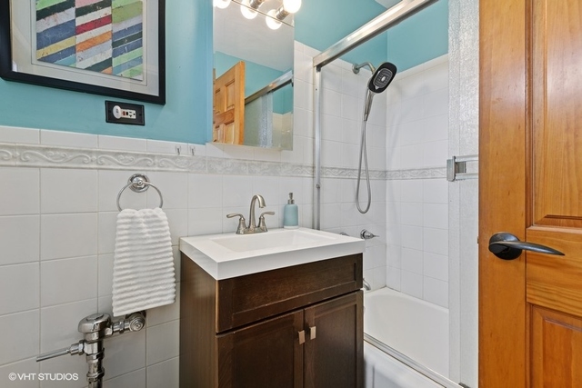 6030 North Sheridan Road, Unit 1701 Chicago, IL 60660 - Photo 10 of 14