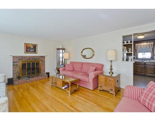 25 Kane Road Holyoke, MA 01040 - Photo 9 of 30 Gallery Image 9