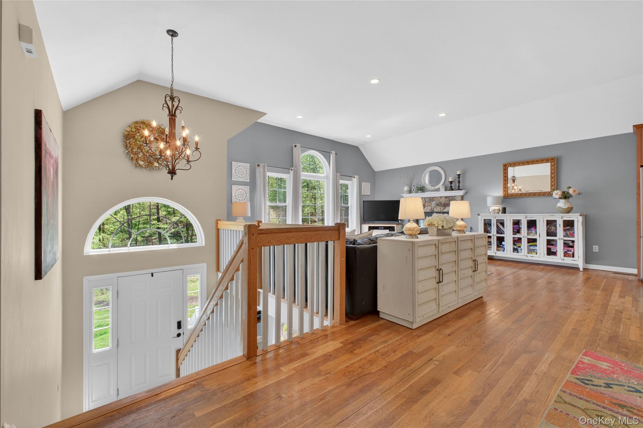 22 Hazel Hill Road Mahopac, NY 10541 - Photo 5 of 49