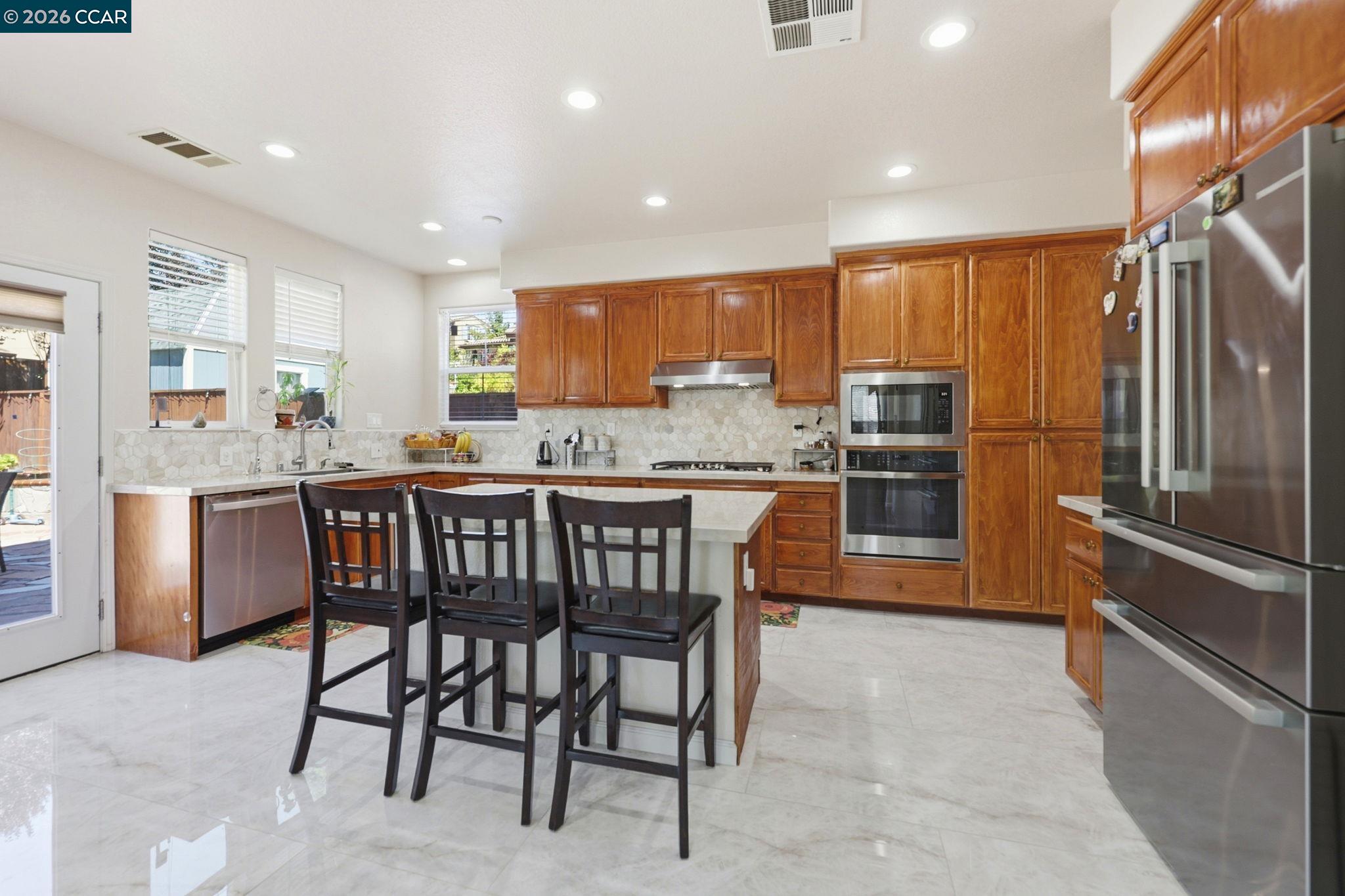 165 Paddington Court San Ramon, CA 94582 - Photo 7 of 44