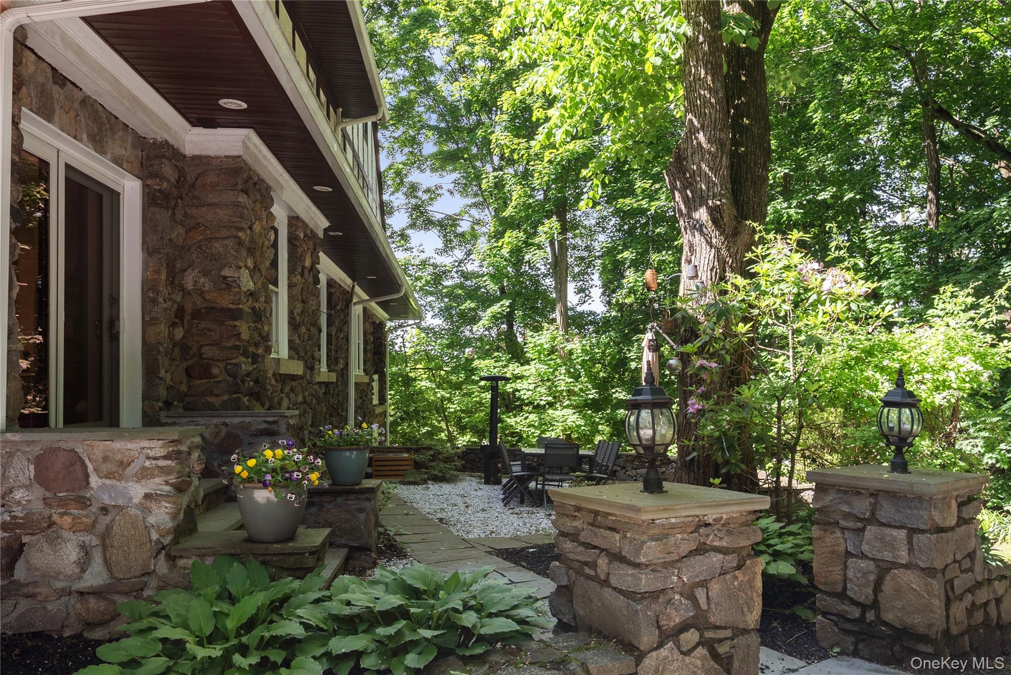 13 Chadwick Road White Plains, NY 10604 - Photo 44 of 50