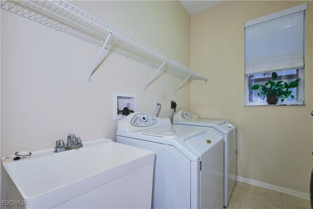 $795,000 | 1820 Southwest 49th Terrace, Cape Coral, FL 33914