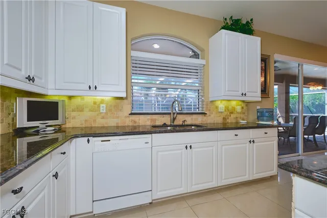 $795,000 | 1820 Southwest 49th Terrace, Cape Coral, FL 33914