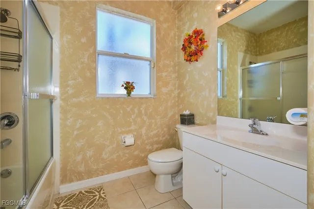 $795,000 | 1820 Southwest 49th Terrace, Cape Coral, FL 33914