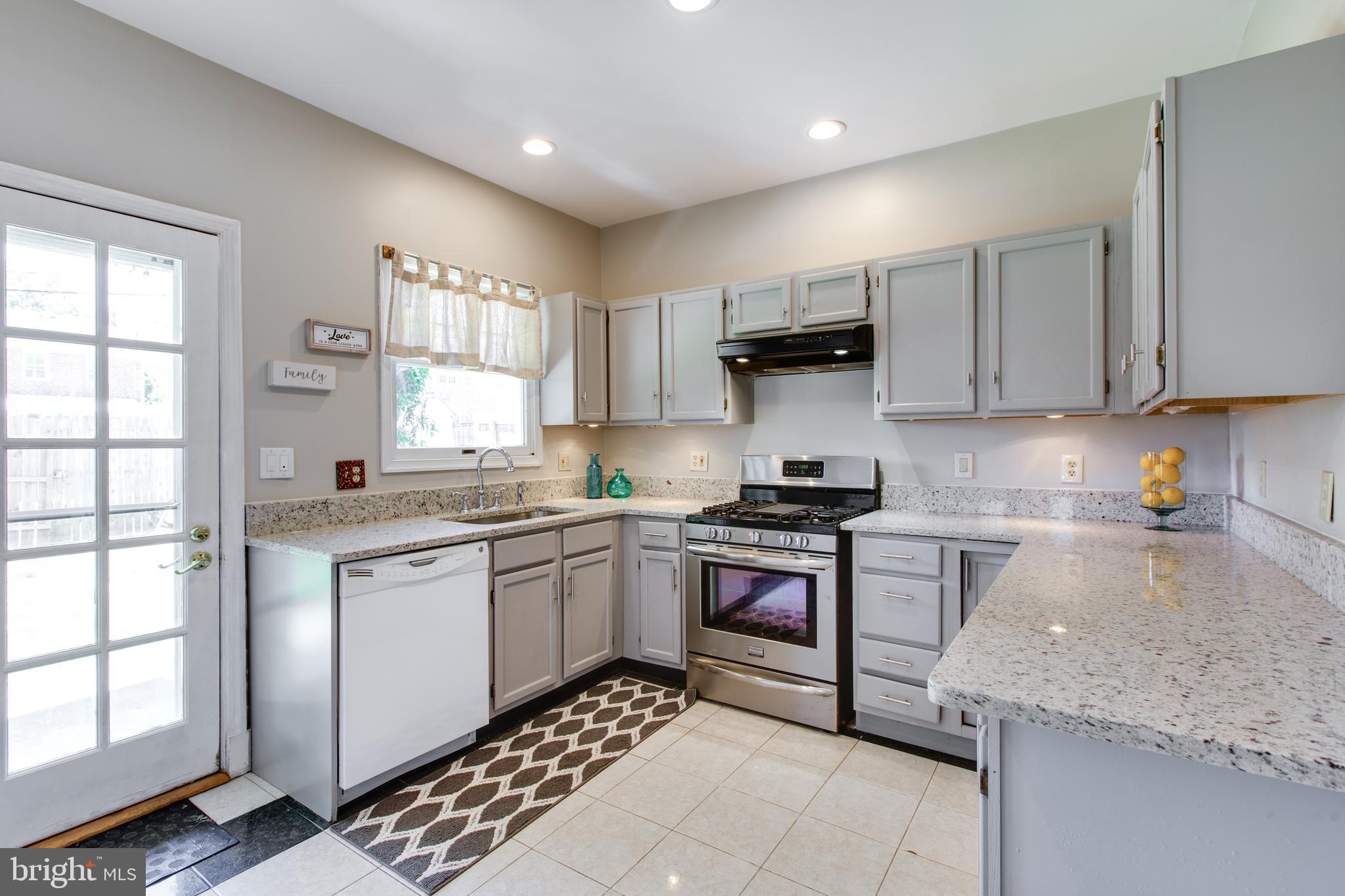 234 Mallow Hill Road Baltimore, MD 21229 - Photo 23 of 67