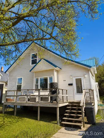 $215,000 | 304 East Lincoln Street, Negaunee, MI 49866