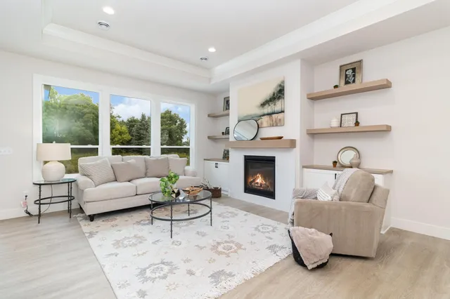 $657,945 | 11876 38th Place, St. Michael, MN 55376