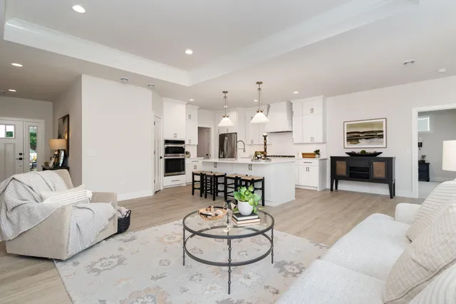 $657,945 | 11876 38th Place, St. Michael, MN 55376