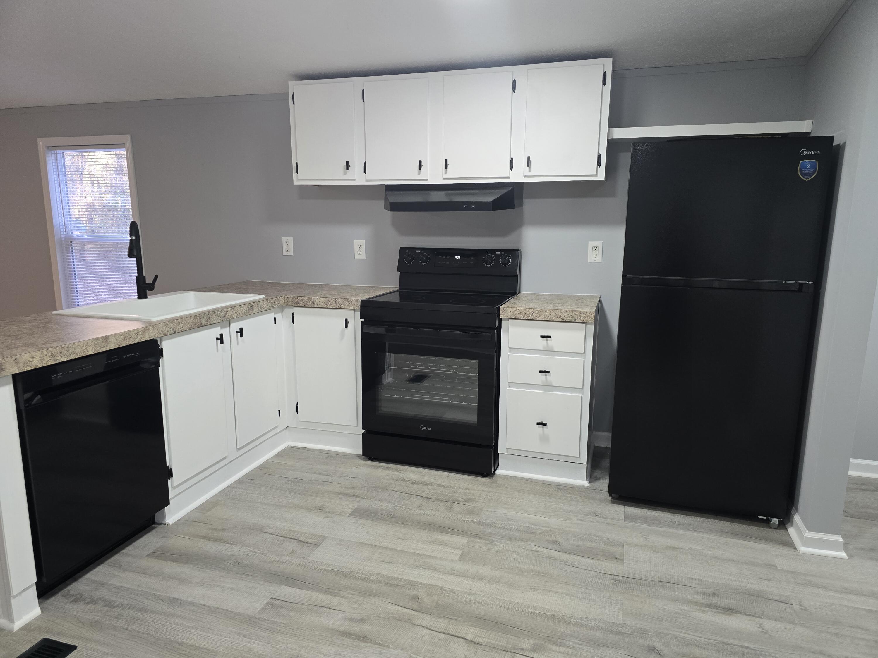2630 Ben Sanders Road Dalzell, SC 29040 - Photo 7 of 29