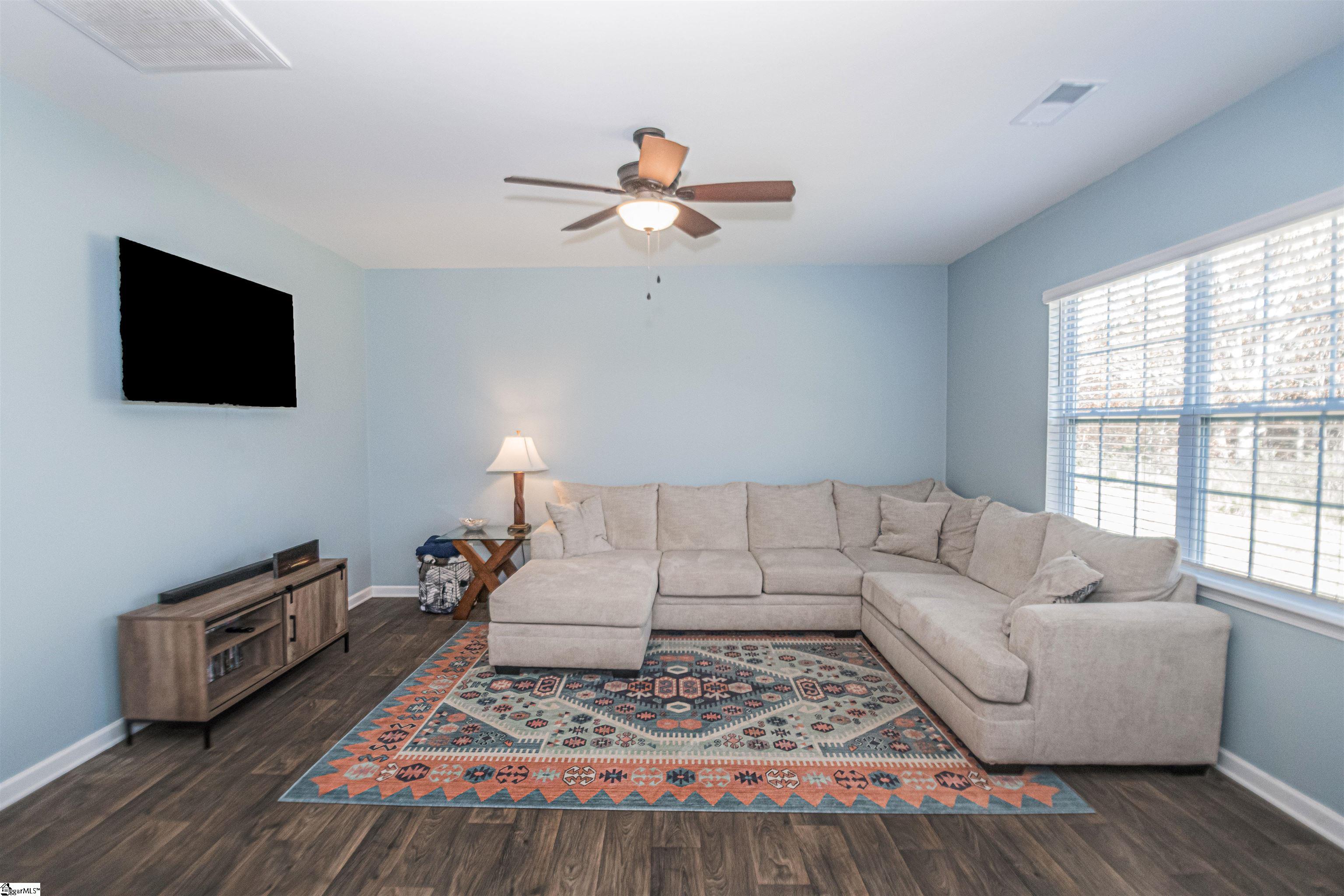 232 Hillendale Way Pelzer, SC 29669 - Photo 10 of 27