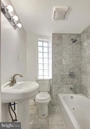 $1,500 | 2041 Harlem Avenue, Baltimore, MD 21217