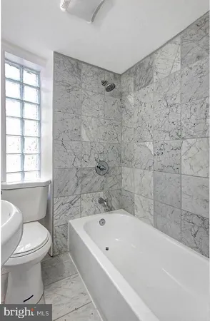 $1,500 | 2041 Harlem Avenue, Baltimore, MD 21217